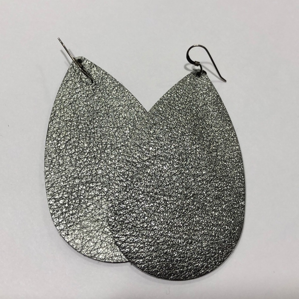 Nickel & Suede Gunmetal Glam Metal Earrings